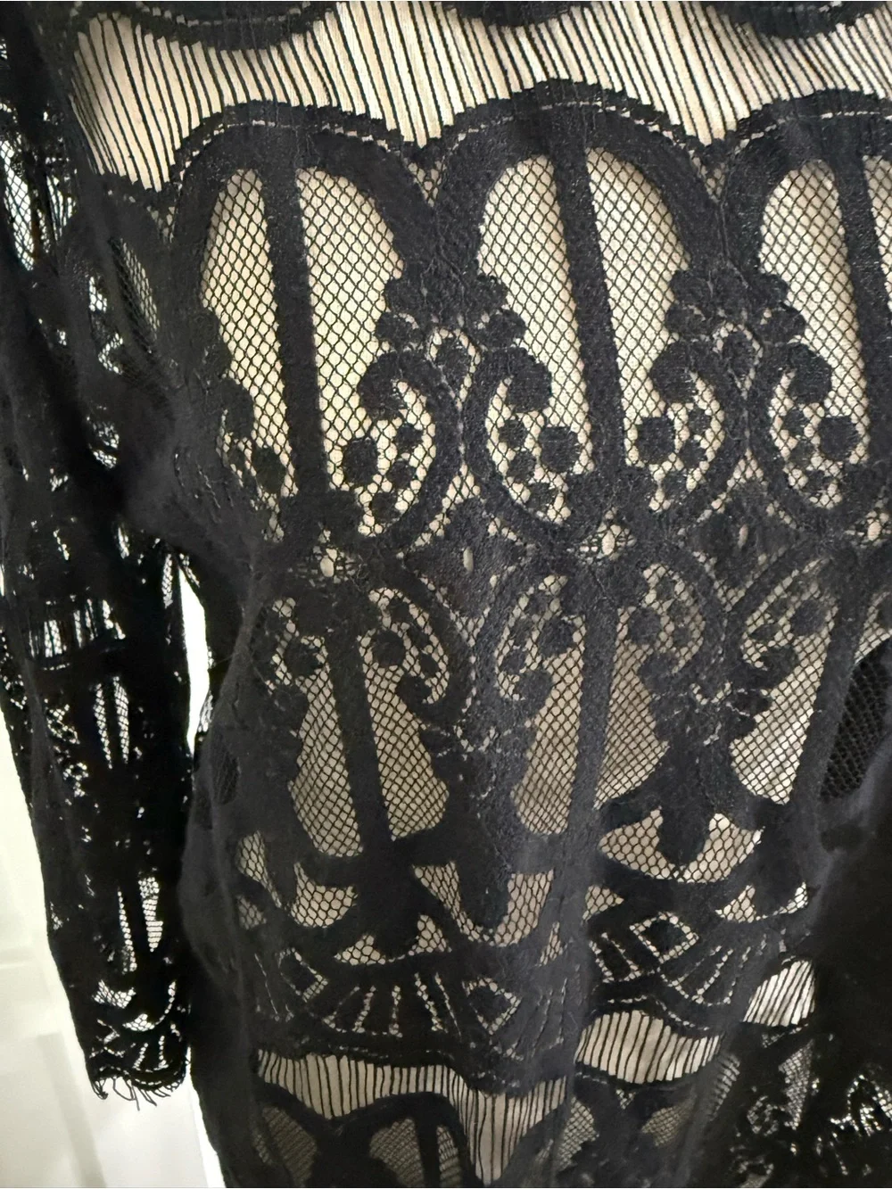 Black Sheer Lace Boho Tie-Back Top Size Large - Picture 3 of 5